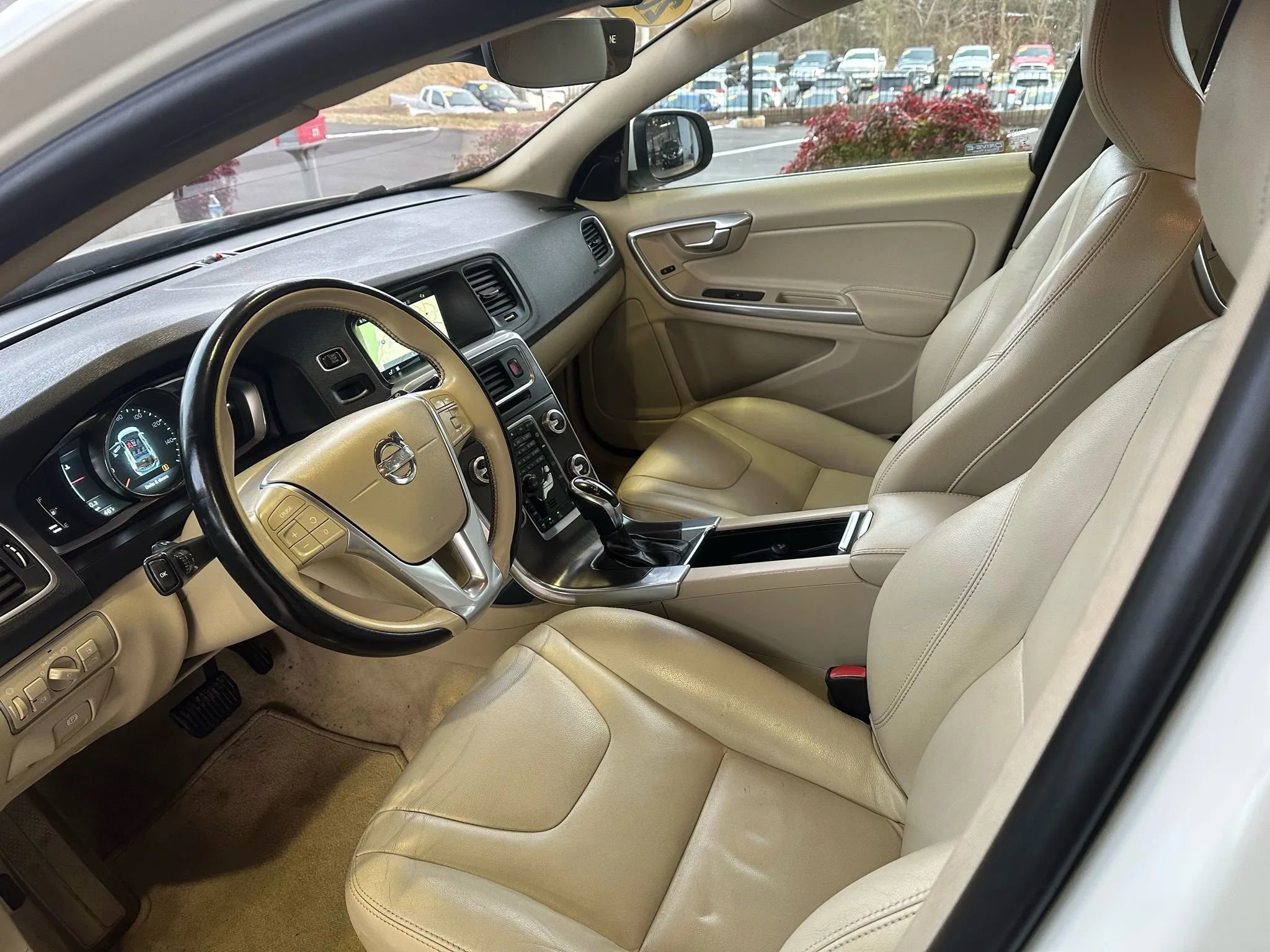 Used 2015 Volvo V60 T5 Premier FWD image 7