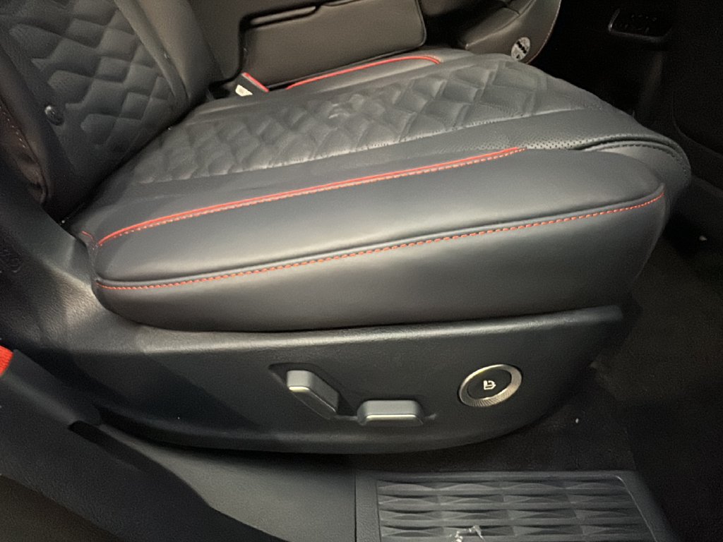 New 2026 Genesis GV80 3.5T e-SC AWD/4WD image 14