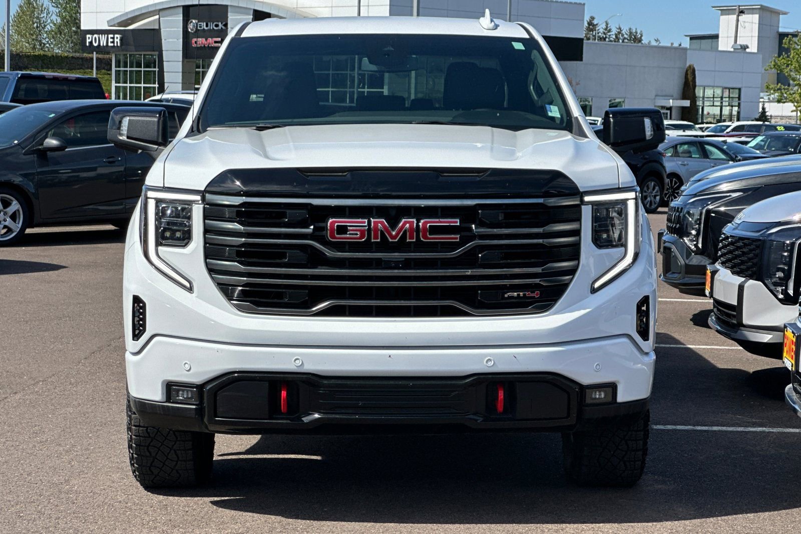Used 2025 GMC Sierra 1500 AT4 image 9
