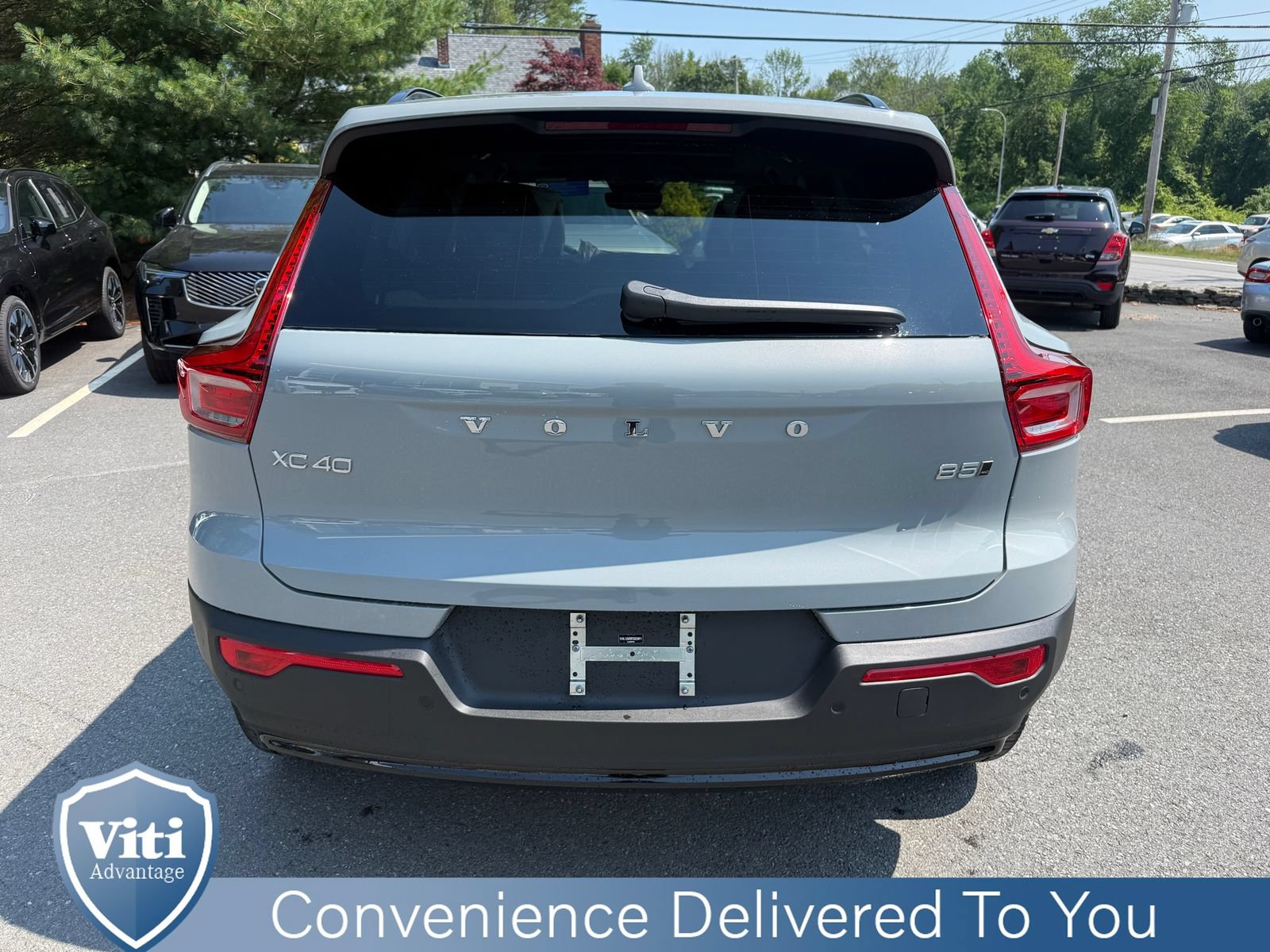 New 2026 Volvo XC40 B5 Plus w/ Protection Package Premier AWD/4WD image 7