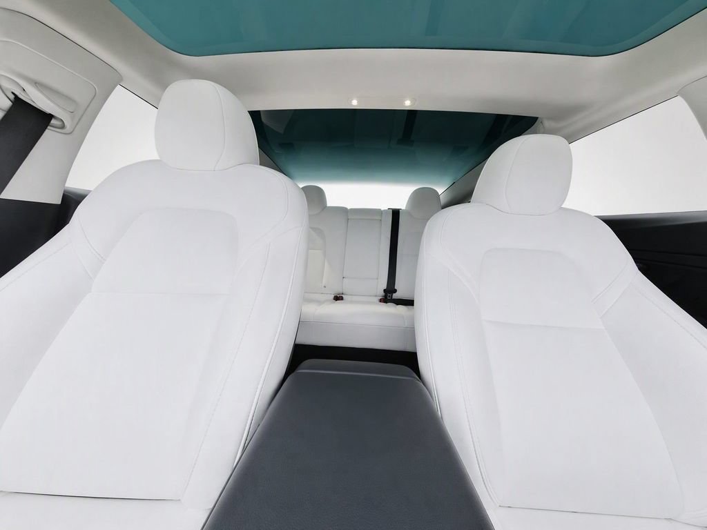 Used 2023 Tesla Model 3 Standard Range RWD image 15