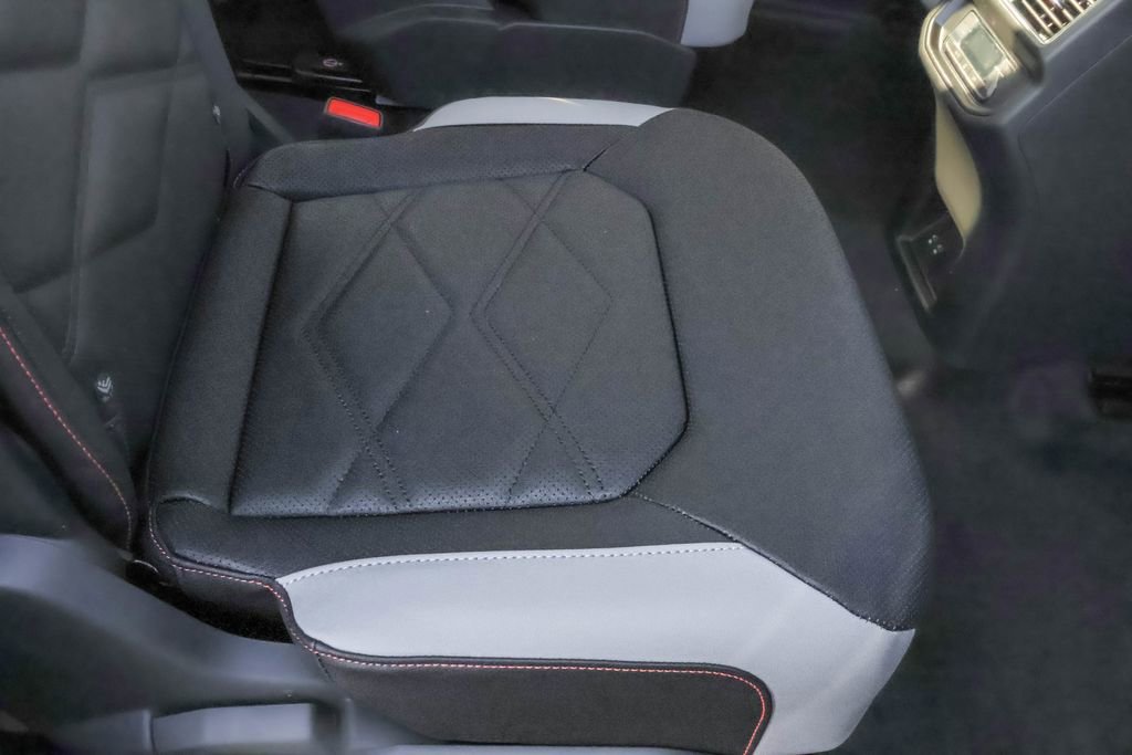 New 2026 Volkswagen Atlas Peak Edition image 38