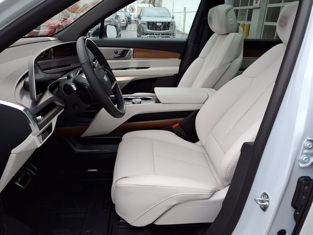 New 2026 Cadillac Vistiq Sport image 4