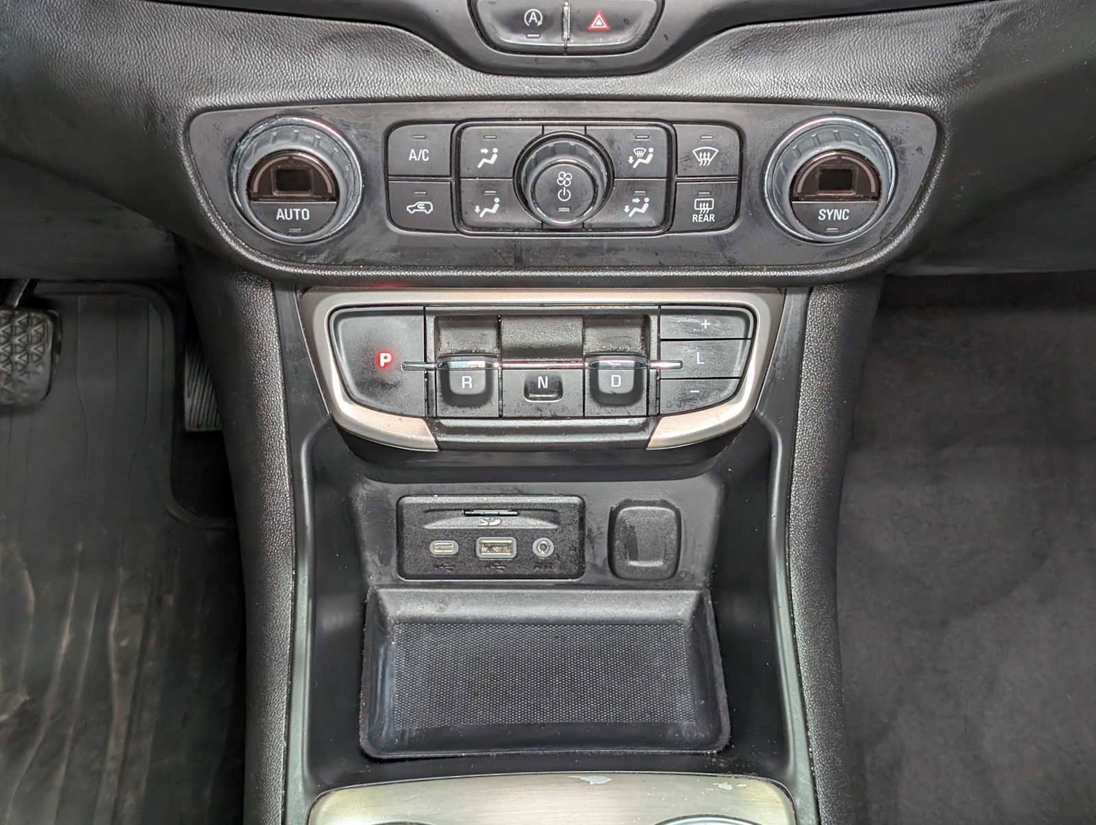 Certified 2022 GMC Terrain Denali image 21