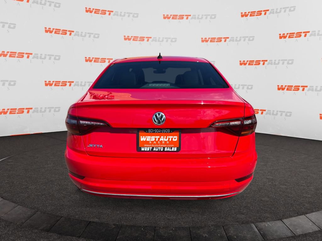 Used 2019 Volkswagen Jetta SEL image 4