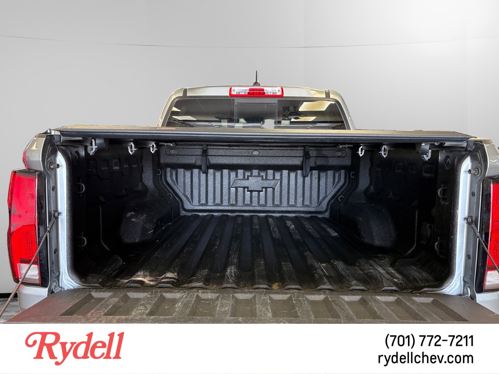 Used 2023 Chevrolet Colorado Z71 w/ Z71 Convenience Package 2 image 18