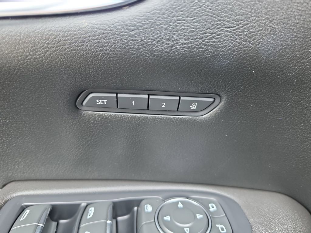Used 2022 Cadillac XT5 Premium Luxury AWD/4WD image 27