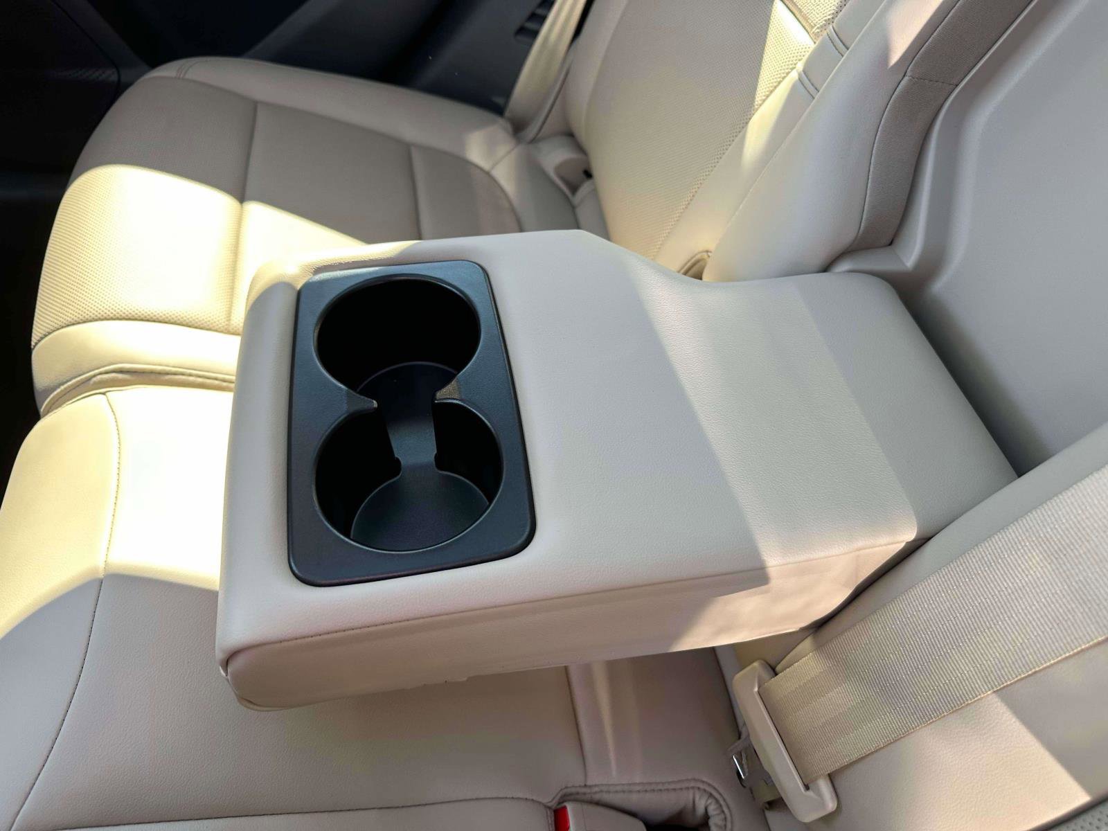 Used 2023 Lincoln Corsair Reserve w/ Equipment Group 201A image 10