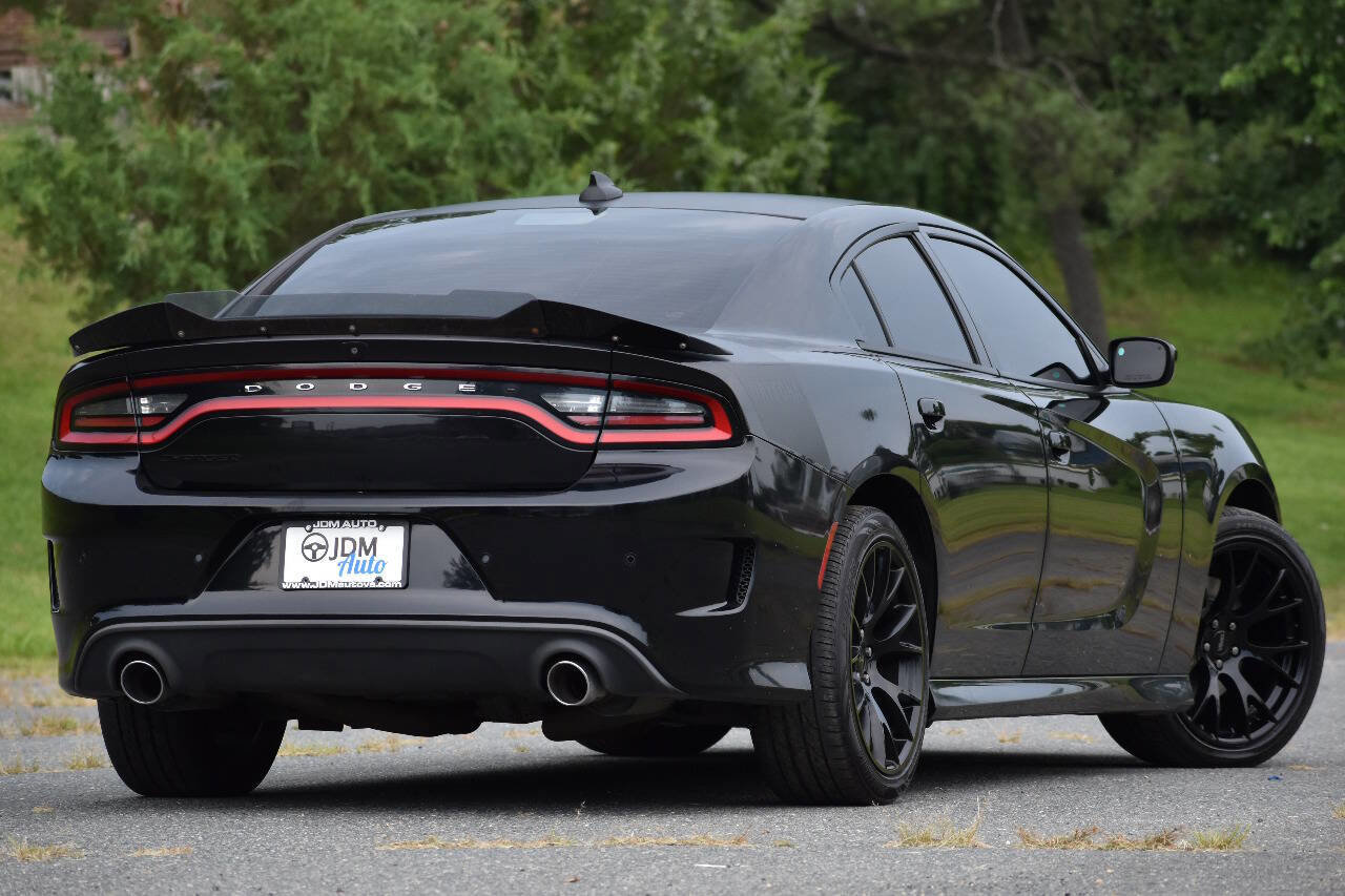 Used 2018 Dodge Charger R/T image 5