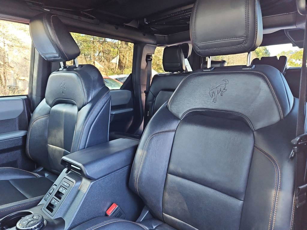 Used 2022 Ford Bronco Badlands image 25