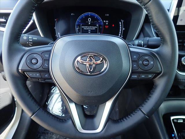Used 2025 Toyota Corolla XSE FWD image 13