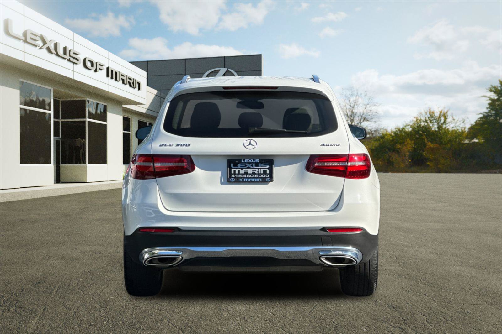 Used 2018 Mercedes-Benz GLC 300 4MATIC image 10