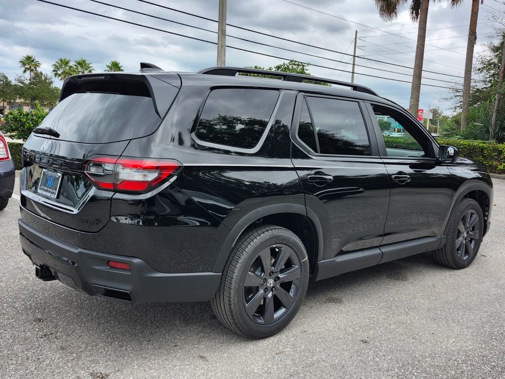 New 2026 Honda Pilot Sport image 7