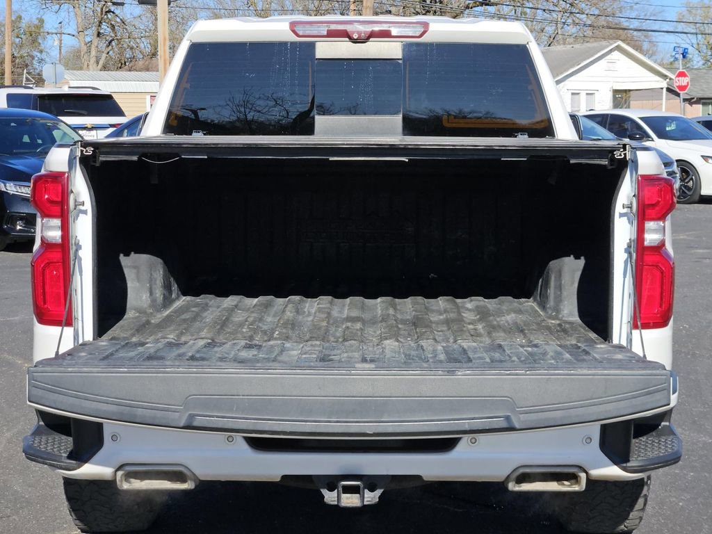 Certified 2020 Chevrolet Silverado 1500 High Country w/ Technology Package image 9