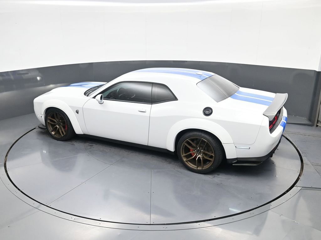 Used 2019 Dodge Challenger SRT Hellcat w/ Plus Package RWD image 30