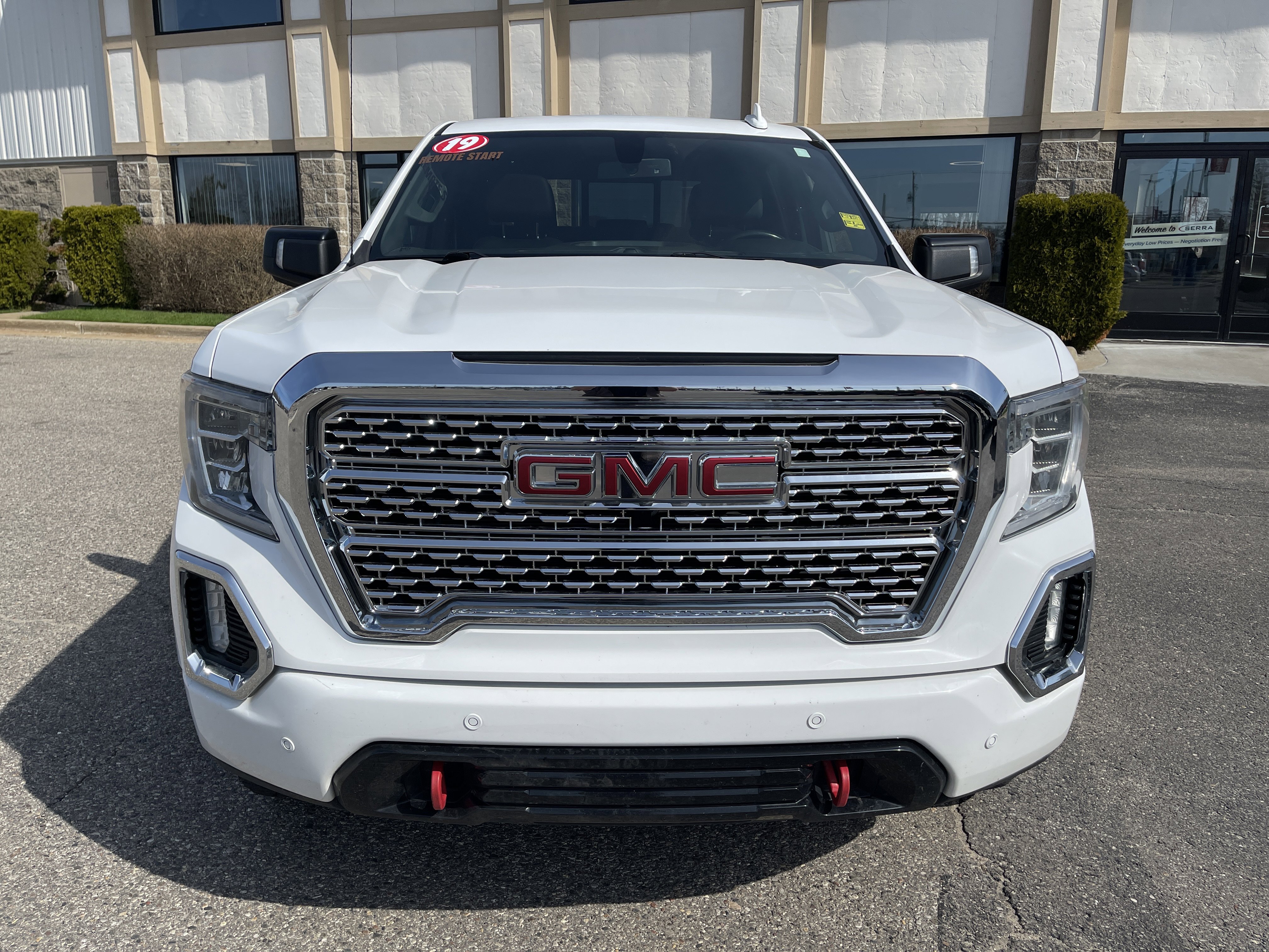 Used 2019 GMC Sierra 1500 AT4 w/ AT4 Premium Package AWD/4WD image 8