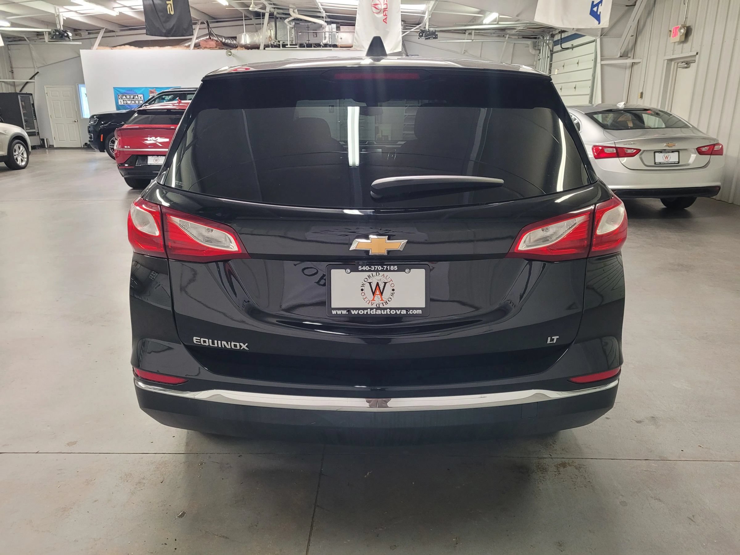 Used 2018 Chevrolet Equinox LT FWD image 6