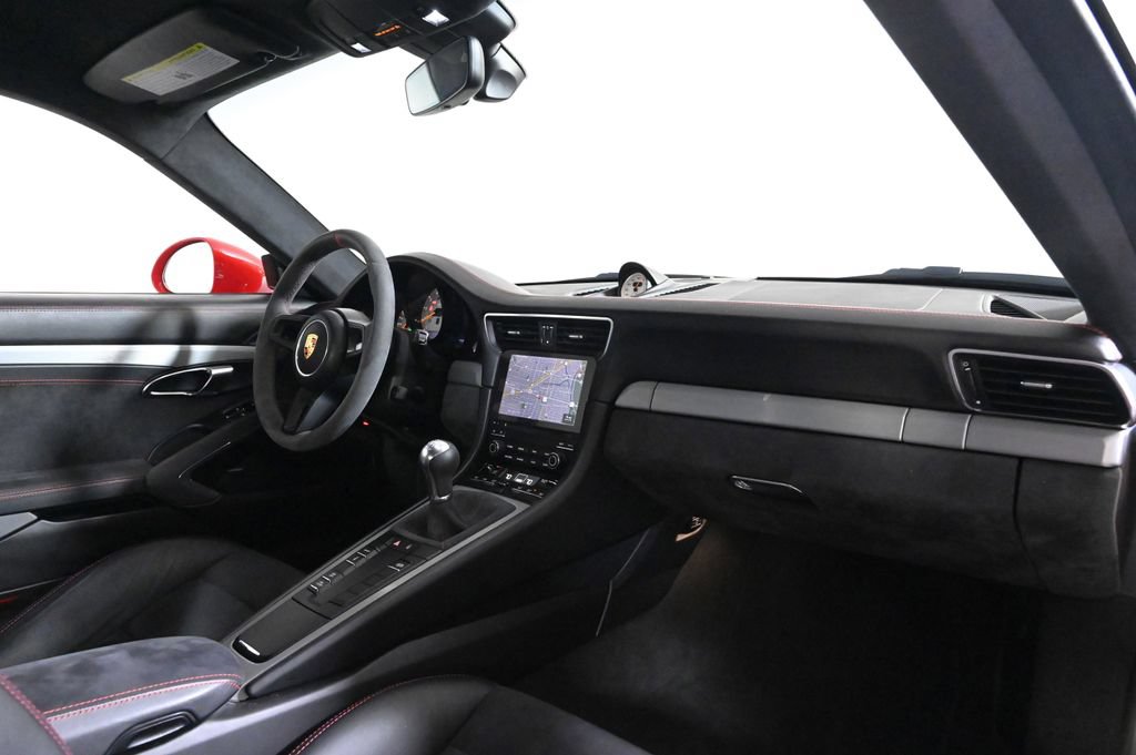 Certified 2018 Porsche 911 GT3 RWD image 17