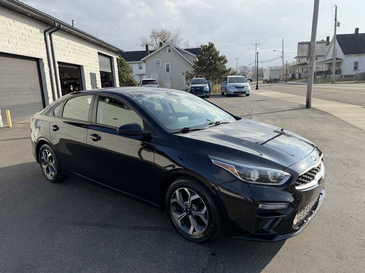 Used 2020 Kia Forte LXS image 6