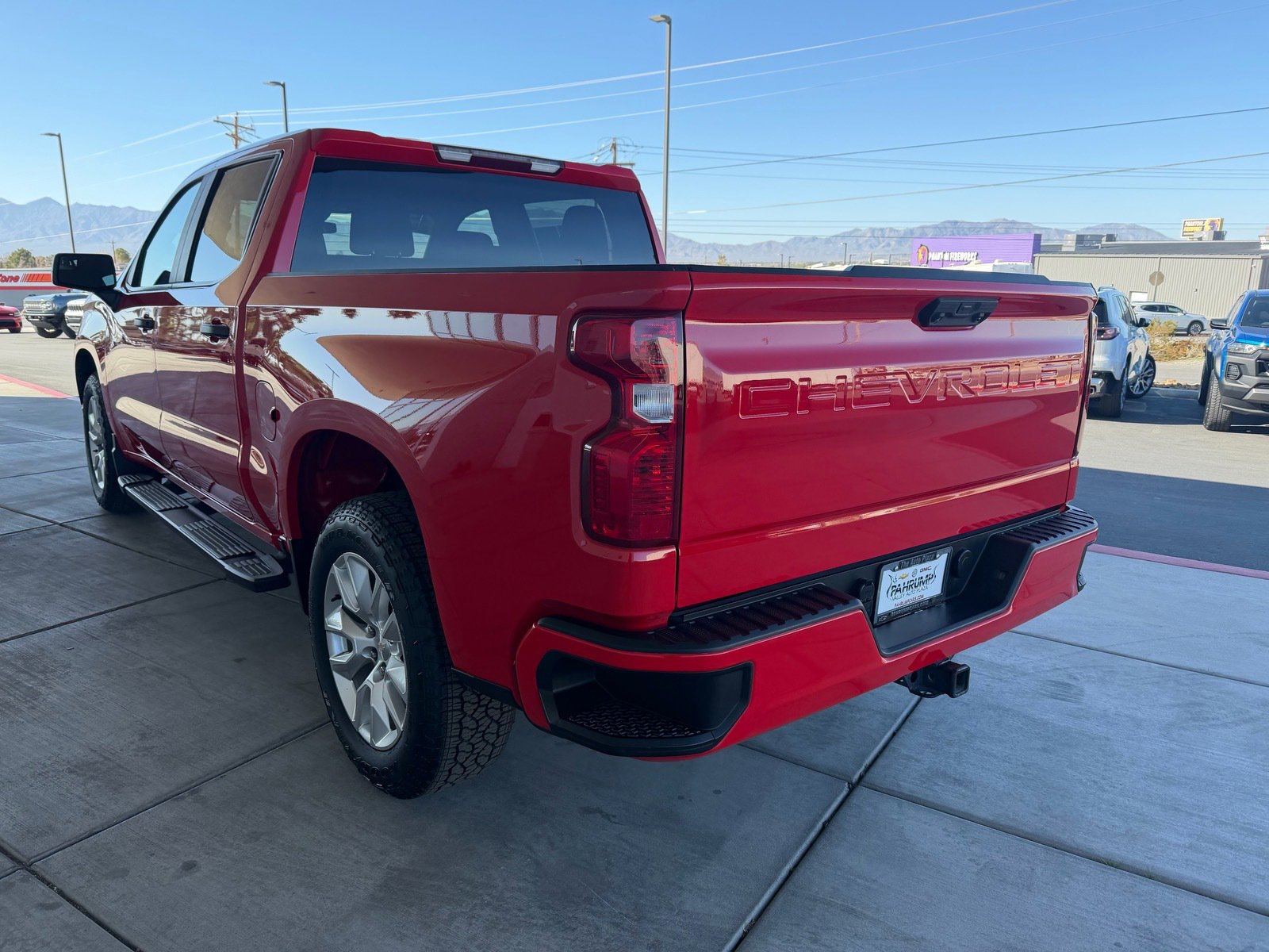 Used 2023 Chevrolet Silverado 1500 Custom image 5