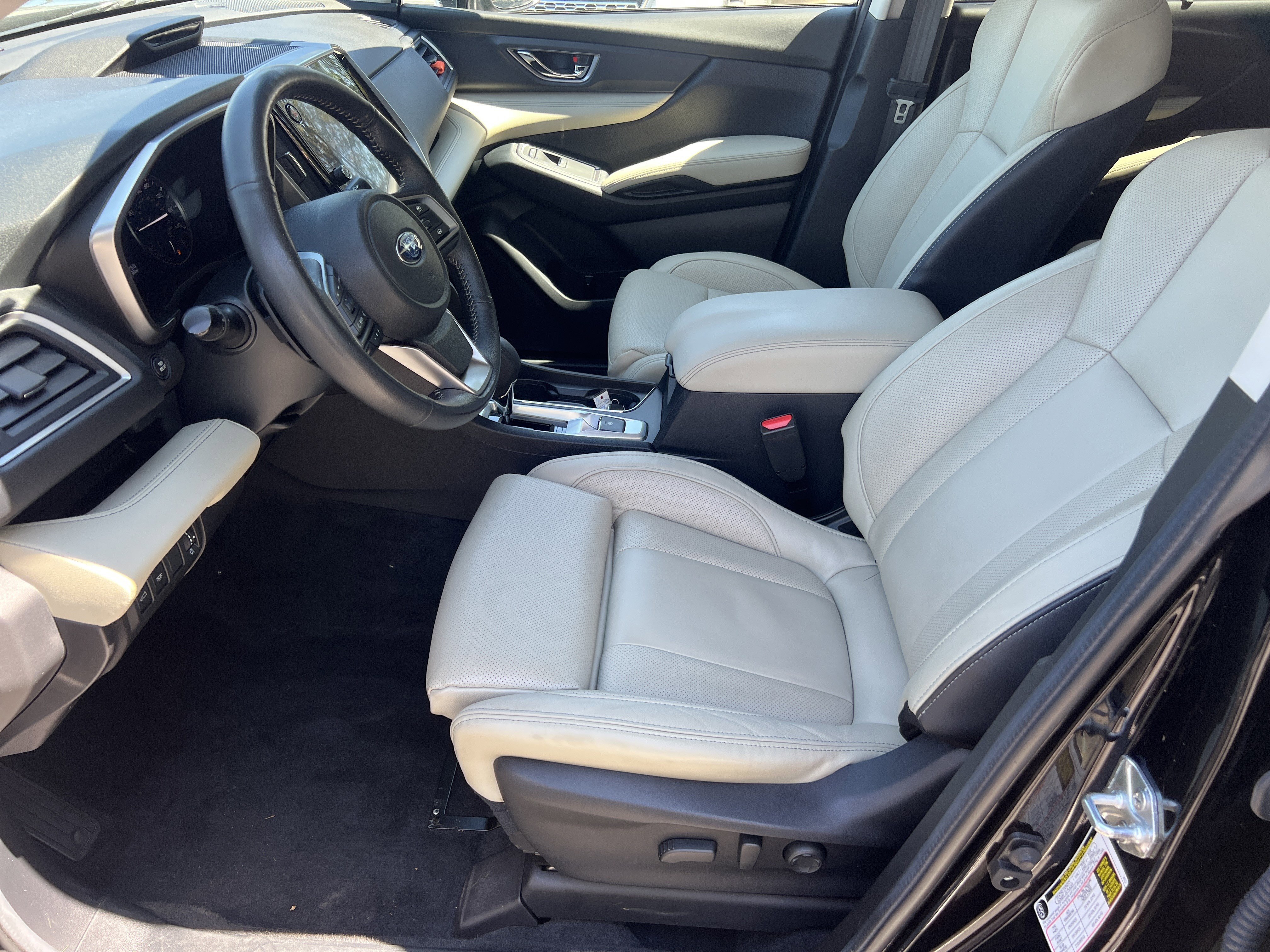 Used 2024 Subaru Ascent Limited AWD/4WD image 11