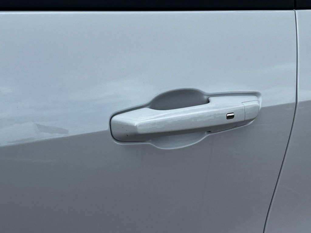 New 2026 Chevrolet Traverse RS image 23