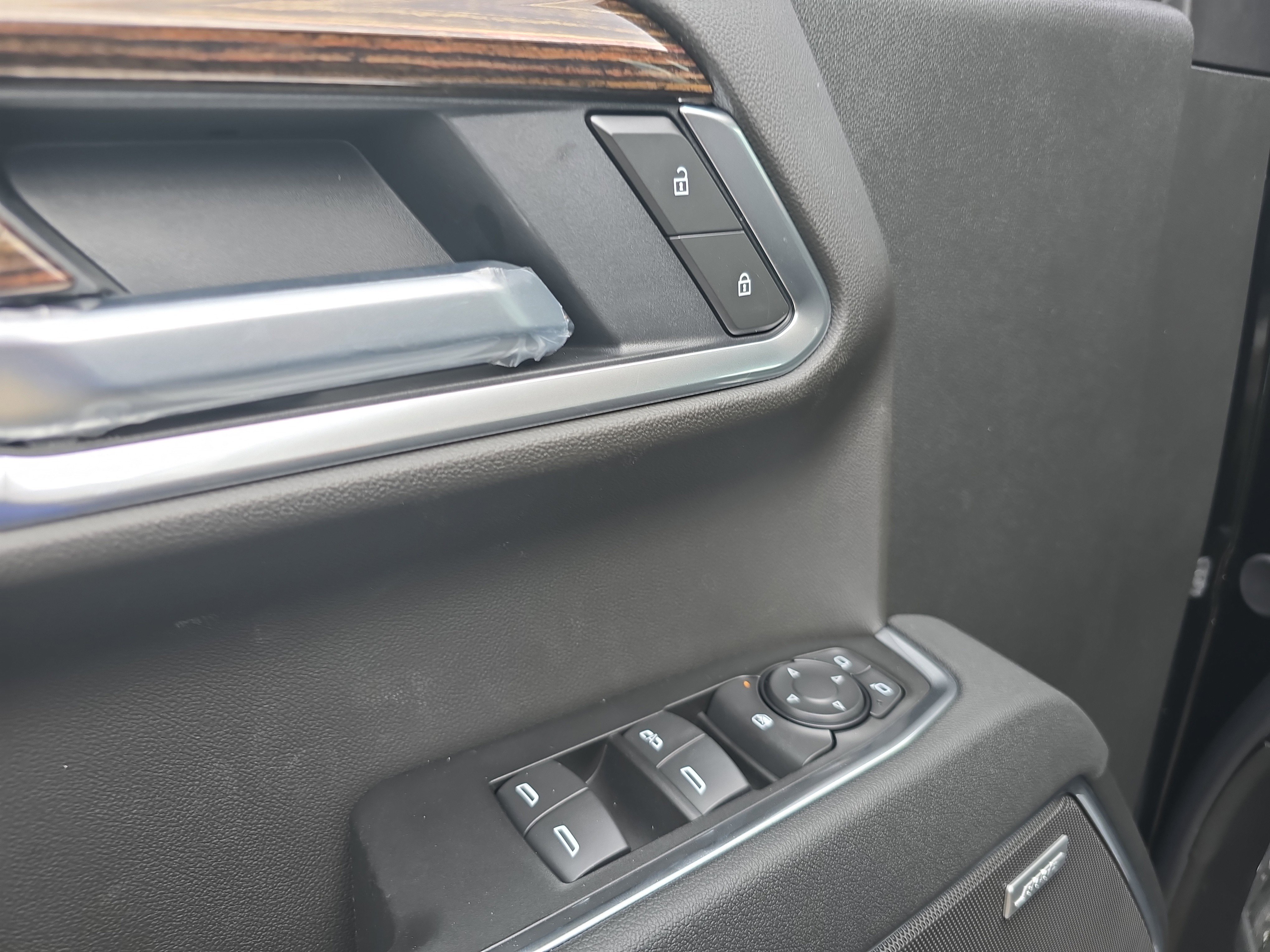 New 2026 GMC Sierra 1500 Elevation w/ Elevation Premium Package image 18