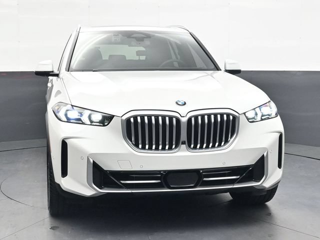 Certified 2026 BMW X5 xDrive40i w/ Premium Package AWD/4WD image 11