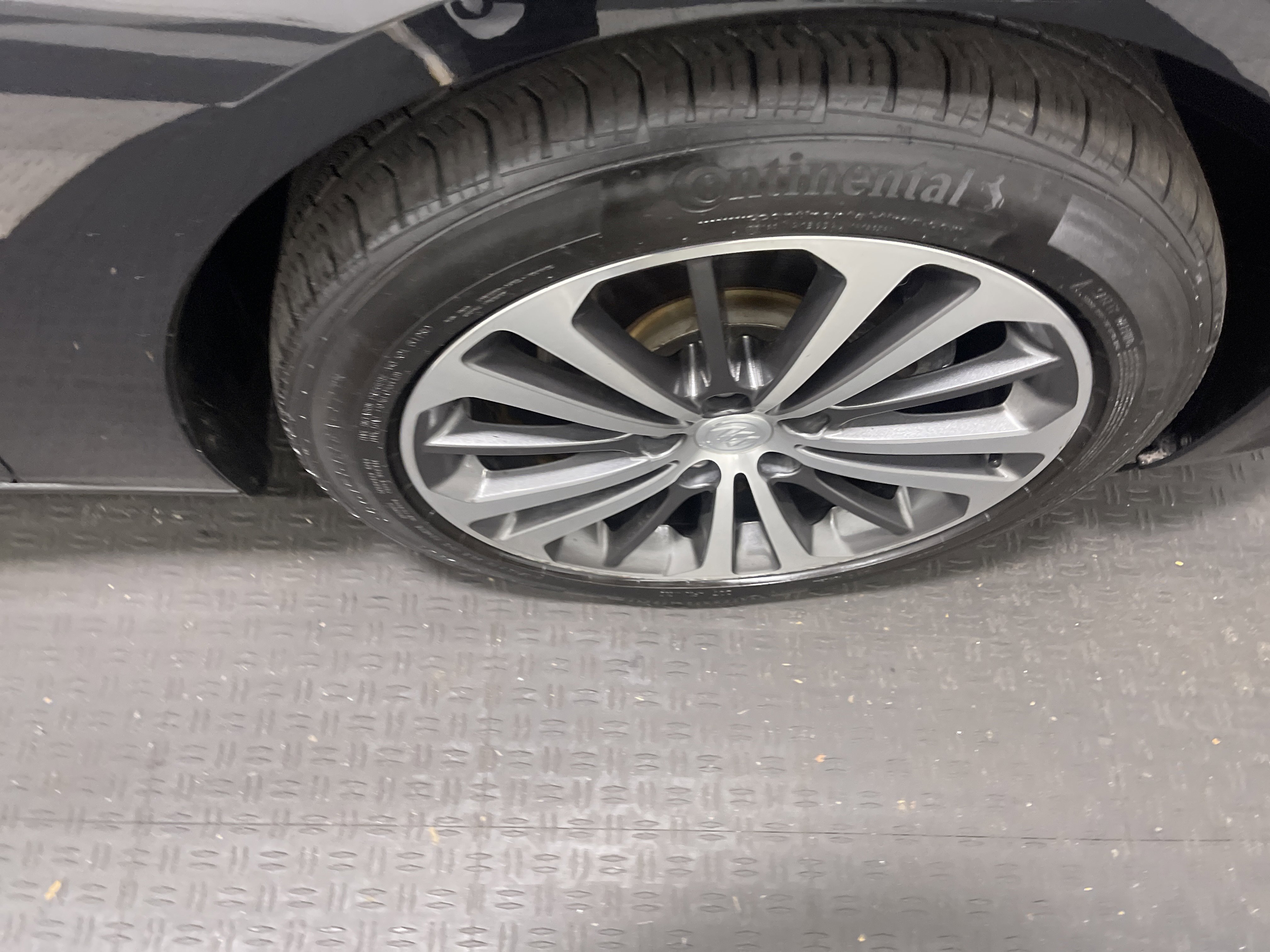 Used 2019 Buick Regal Preferred image 26