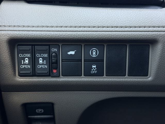 Used 2024 Honda Odyssey EX-L image 21