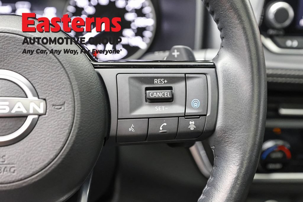 Used 2023 Nissan Rogue SV w/ SV Premium B Package AWD/4WD image 18