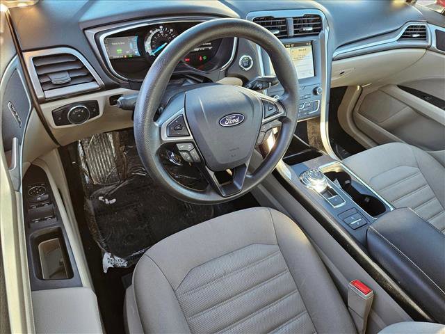 Used 2019 Ford Fusion SE image 9
