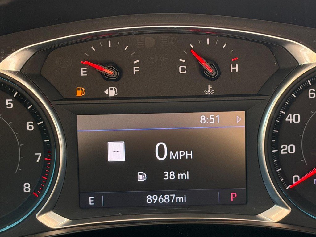 Used 2020 Chevrolet Traverse Premier w/ LPO, Blackout Package FWD image 24