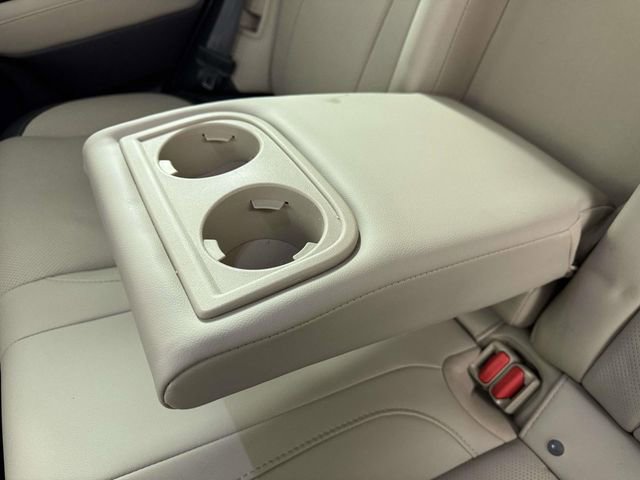 Used 2023 Subaru Outback Limited image 32