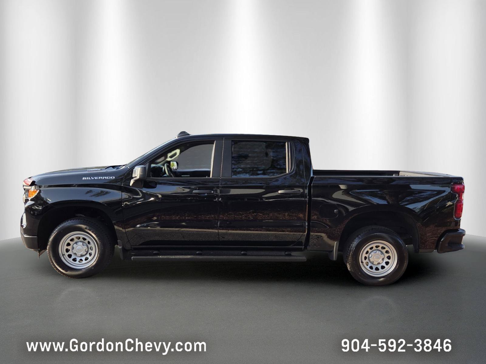 Used 2025 Chevrolet Silverado 1500 W/T w/ WT Value Package RWD image 2