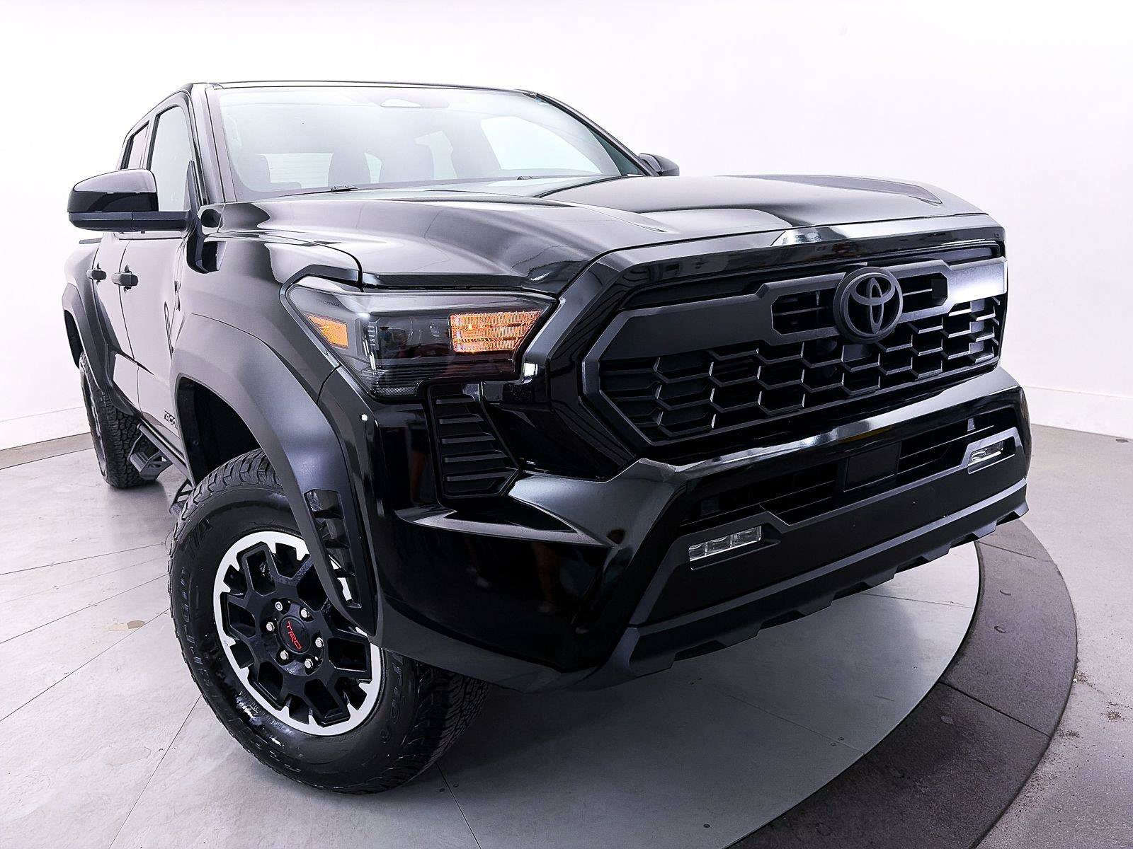 Used 2025 Toyota Tacoma TRD Off-Road AWD/4WD image 6