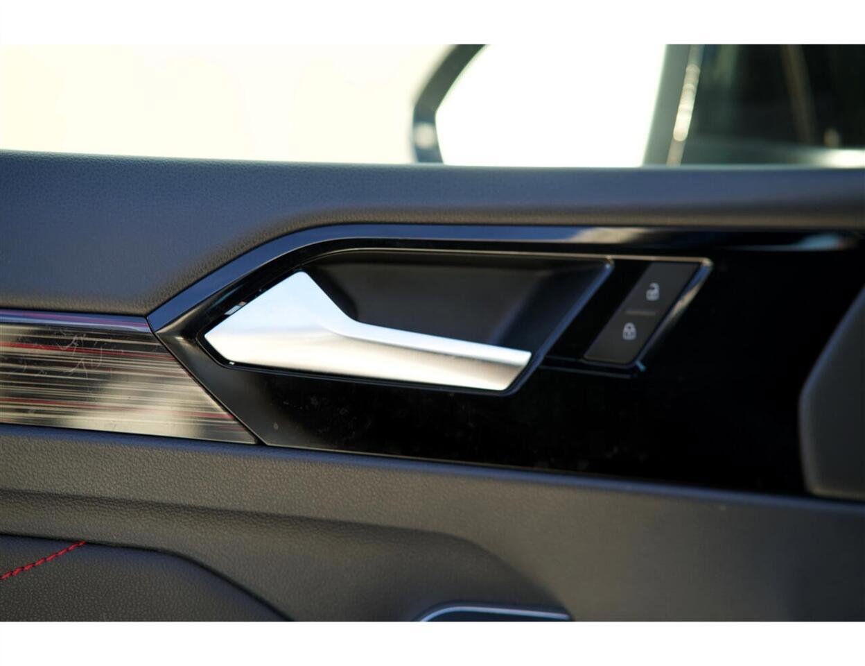 Used 2022 Volkswagen Jetta GLI Autobahn w/ GLI Black Package image 28