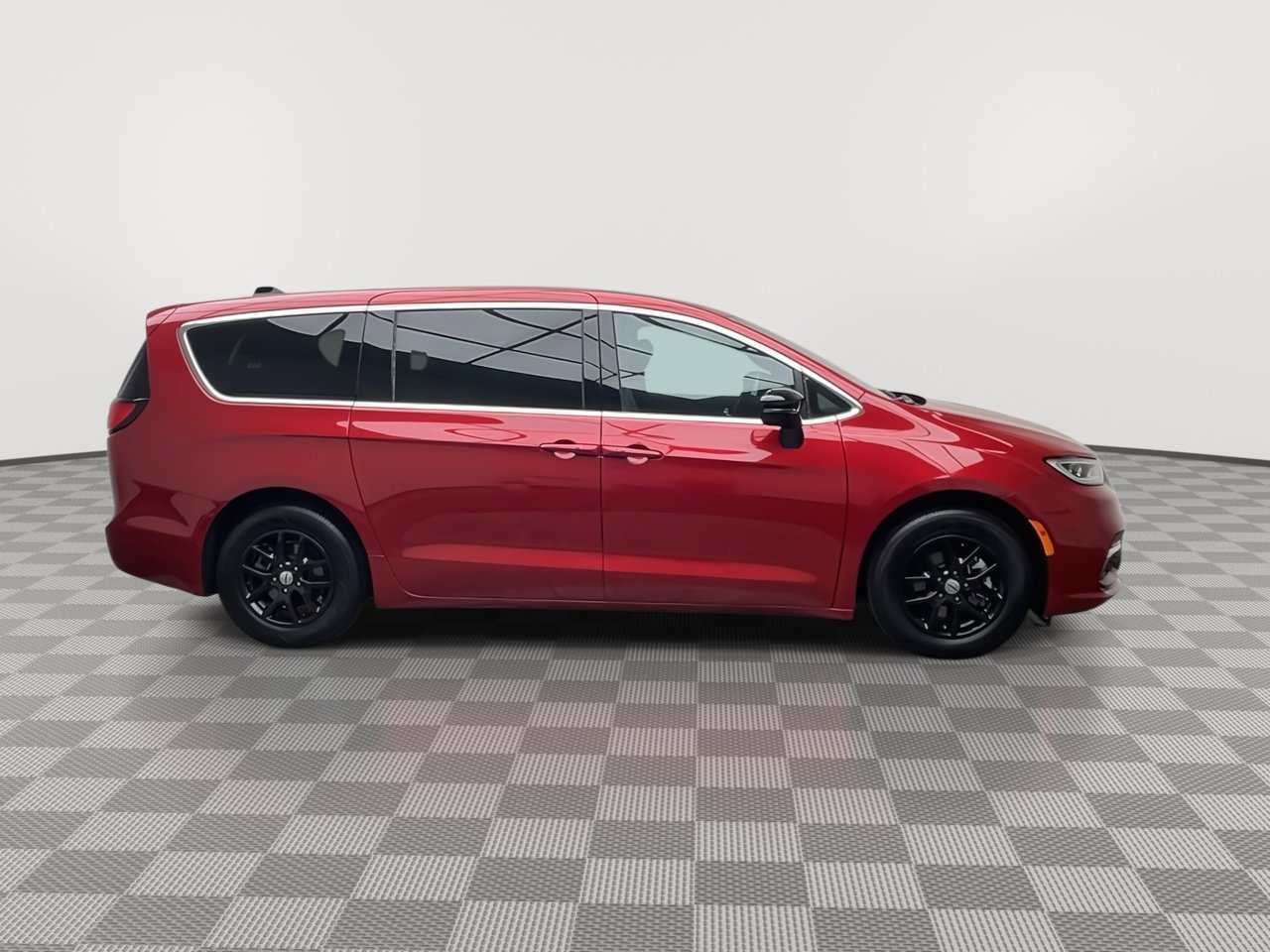 Used 2025 Chrysler Pacifica Select FWD image 38