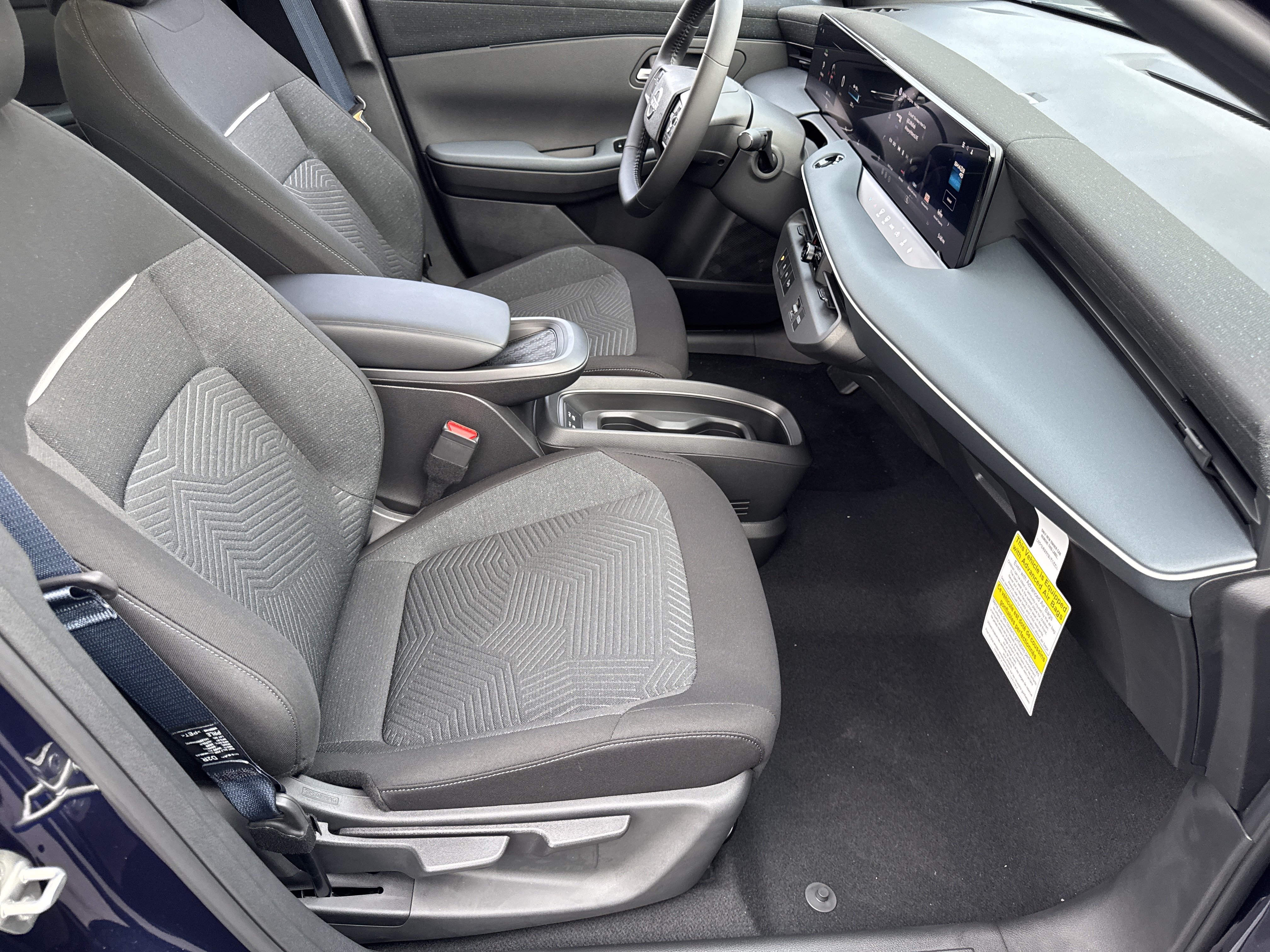 New 2026 Nissan Leaf w/ Floor Mat Package (S+) FWD image 16