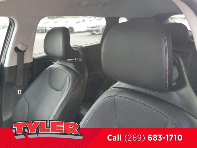 Used 2022 Kia EV6 Wind w/ Wind Technology Package AWD/4WD image 38