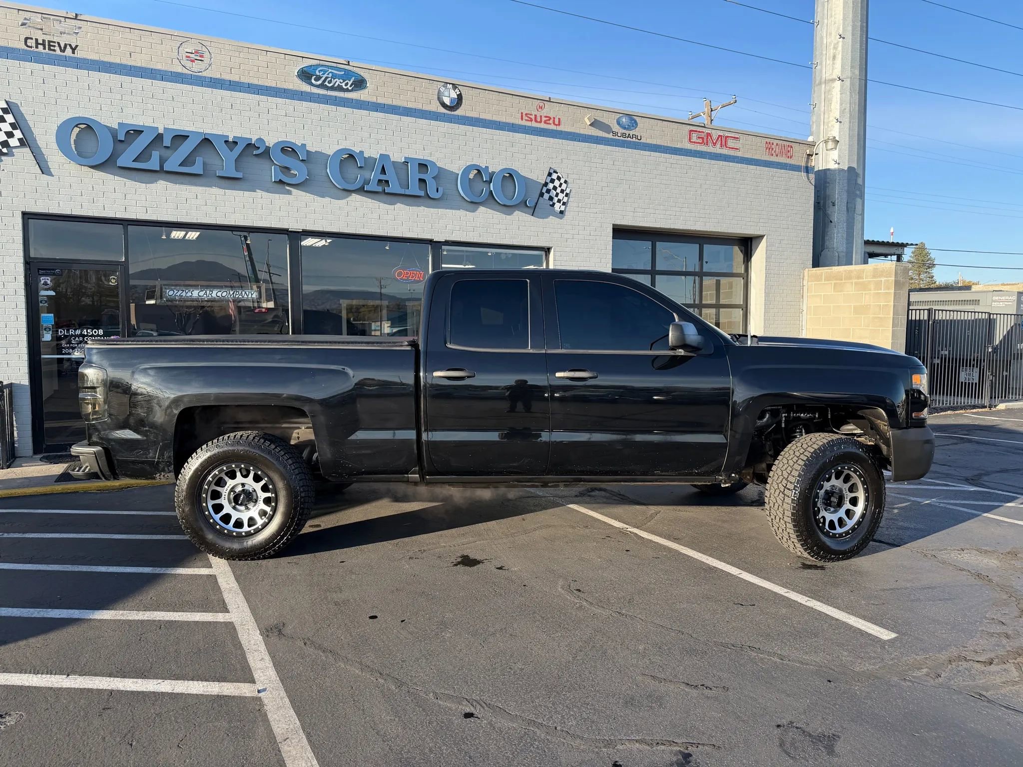 Used 2017 Chevrolet Silverado 1500 W/T w/ Black Out Edition image 2