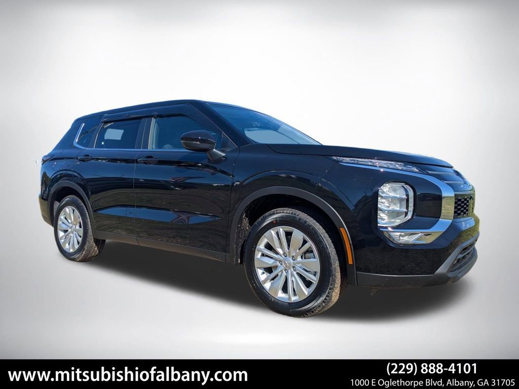 New 2026 Mitsubishi Outlander ES image 1