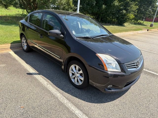 Used 2011 Nissan Sentra 2.0 SL w/ Navigation Pkg FWD image 3