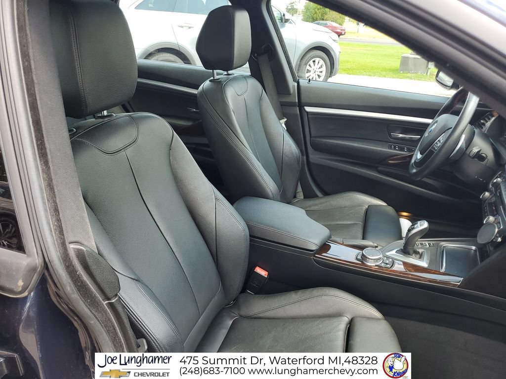 Used 2016 BMW 335i Gran Turismo xDrive AWD/4WD image 31