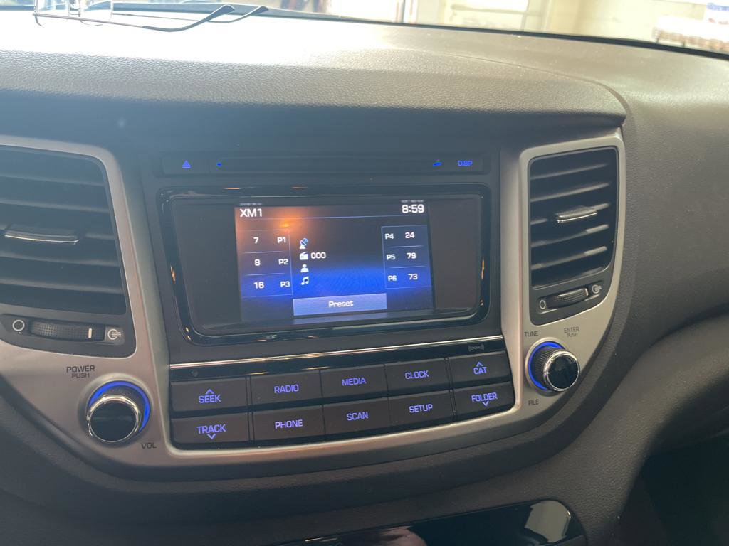 Used 2017 Hyundai Tucson Sport image 6