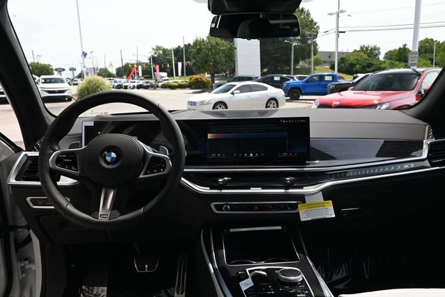 New 2027 BMW X7 xDrive40i w/ M Sport Package AWD/4WD image 26