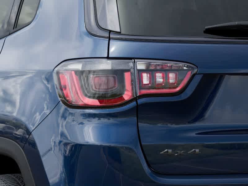New 2026 Jeep Compass Latitude AWD/4WD image 18