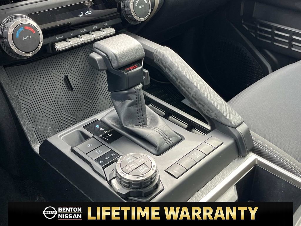 Used 2025 Toyota Tacoma TRD Off-Road image 38