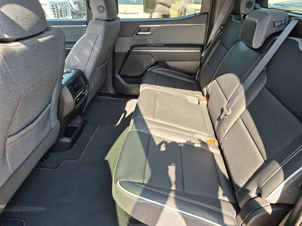 Used 2026 GMC Sierra EV Elevation AWD/4WD image 18