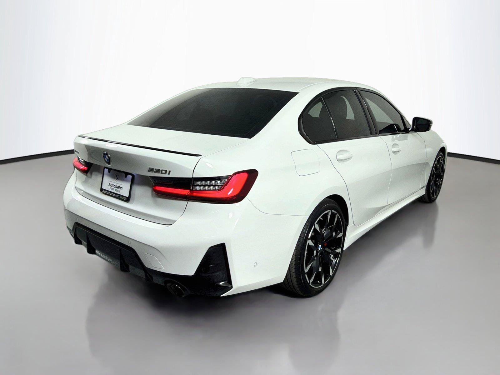 New 2026 BMW 330i xDrive Sedan w/ M Sport Package AWD/4WD image 5